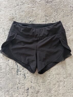 lululemon athletica Black Athletic Shorts with Pleated ruffle  Side Panels sz 4